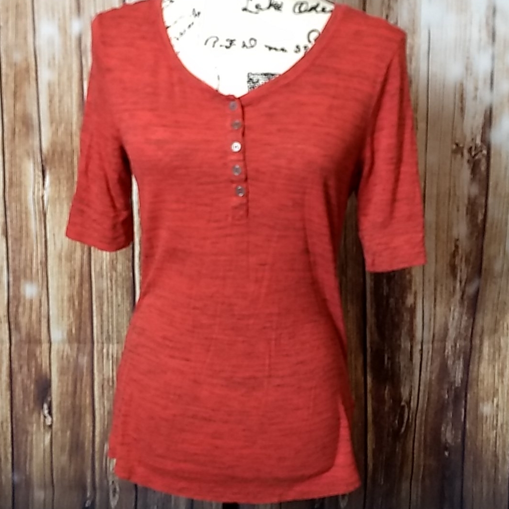Levi's Button Tee